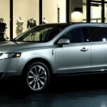 2011-Lincoln-MKT-placement1-626×382